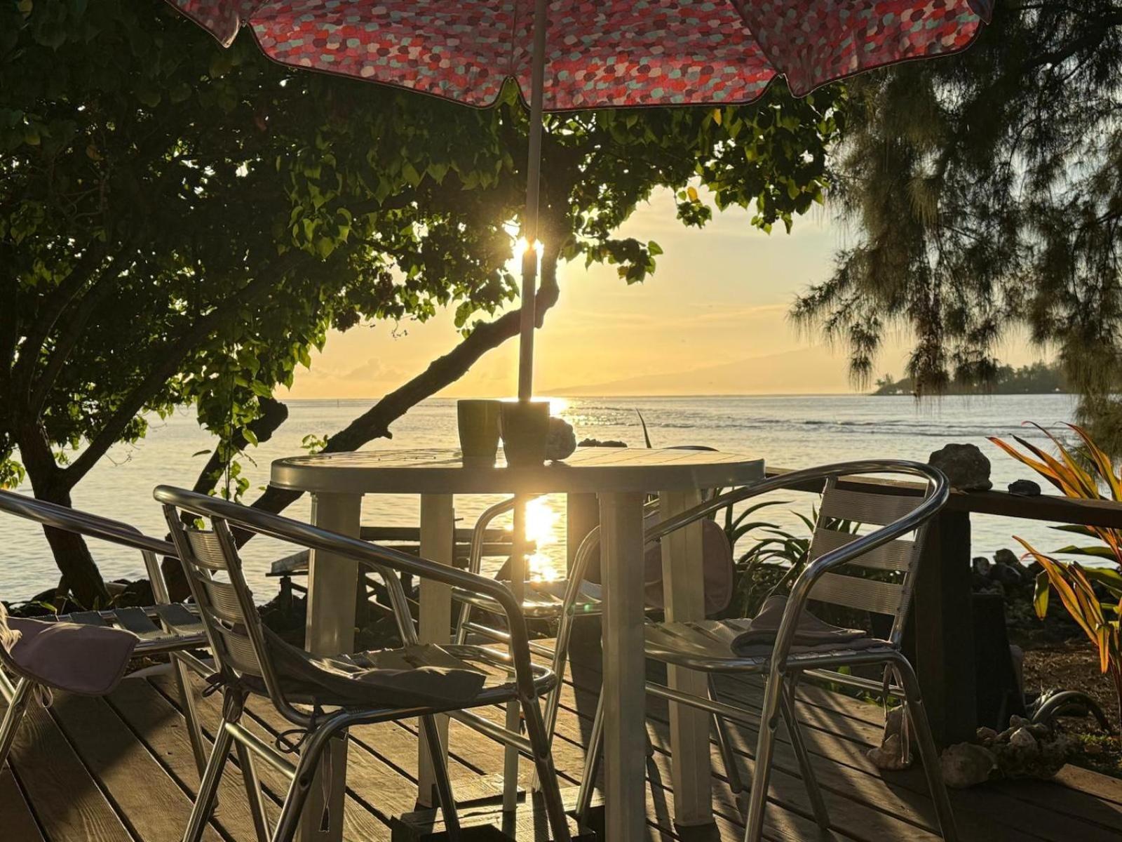 Bungalow Vue Lagon 180 Degre, La Maison Bleue Moorea Luaran gambar